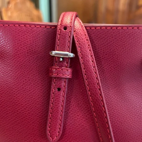 NWT Red leather Coach tote - Picture 3 of 9